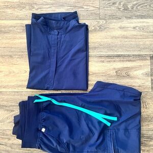 Figs FREEx NAVY scrub set